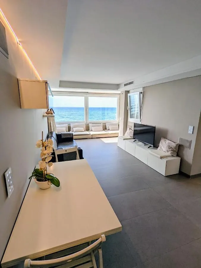 Mijas Beach Penthouse Sitio de Calahonda 0*,  Spain